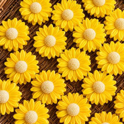 Blooming Daisy Flower Candle