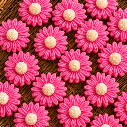 Blooming Daisy Flower Candle